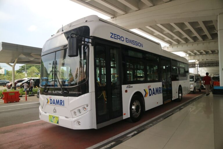 Armada Bus Listrik Ditambah Rute Bandung dan Surabaya