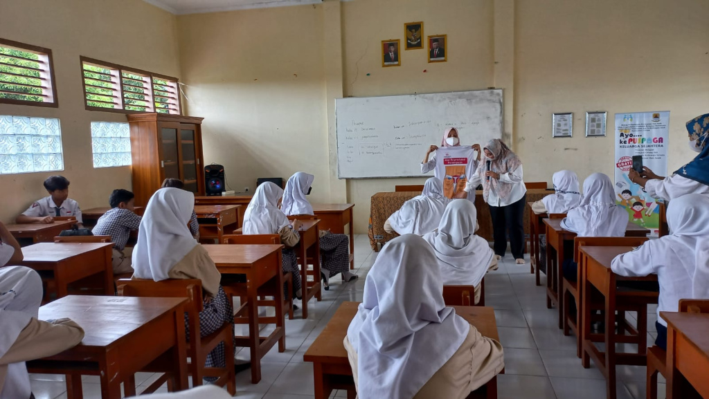 Remaja Perempuan Terbatas Akses Edukasi Kesehatan Seksual